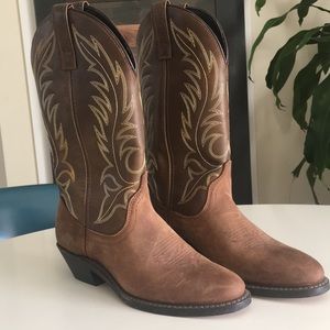 Laredo cowboy boots